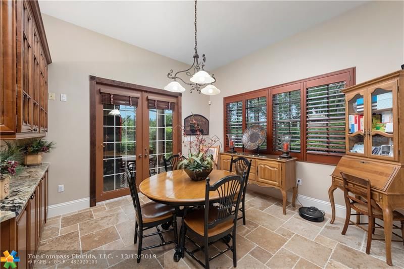 3845 Windmill Lakes Road Weston, FL 33332 - Photo 11 of 89