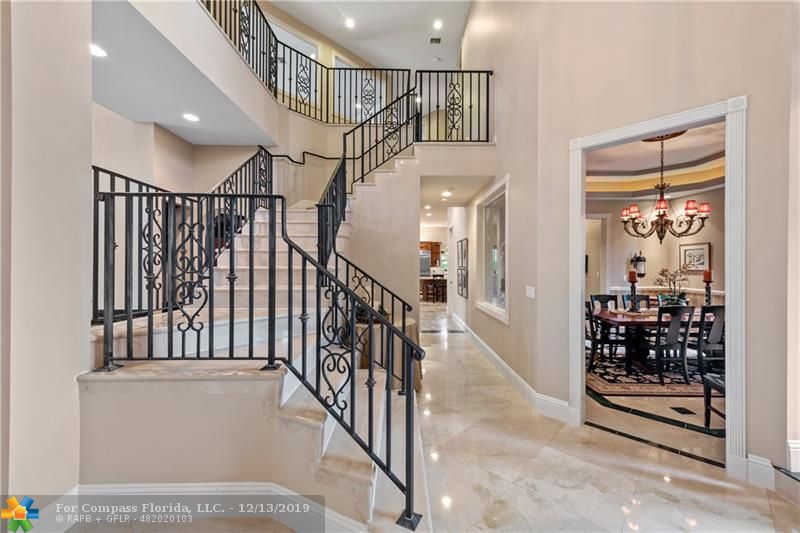 3845 Windmill Lakes Road Weston, FL 33332 - Photo 20 of 89