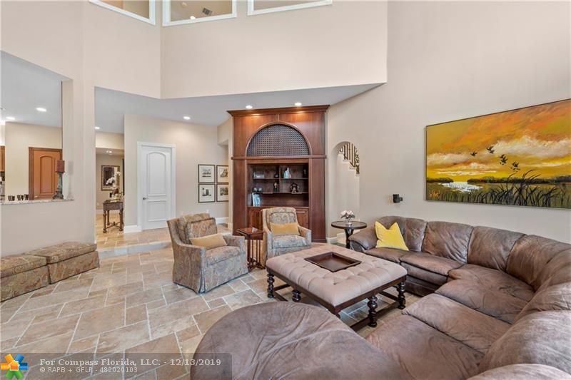 3845 Windmill Lakes Road Weston, FL 33332 - Photo 21 of 89