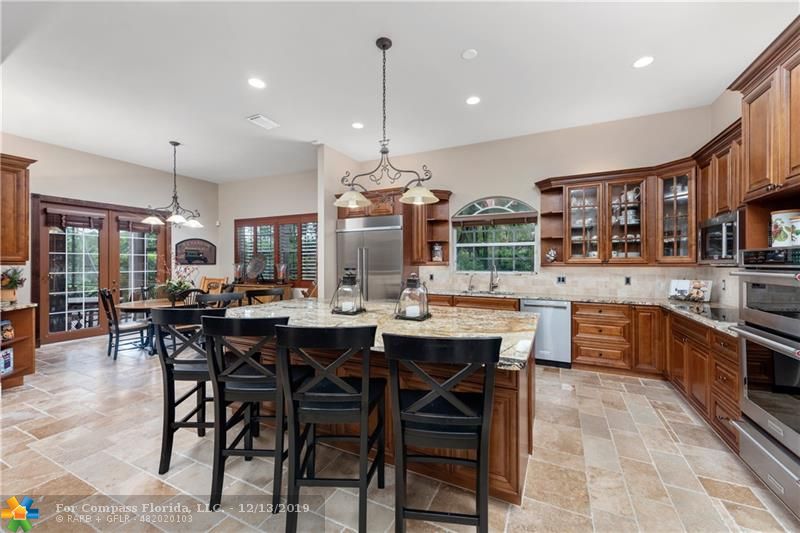 3845 Windmill Lakes Road Weston, FL 33332 - Photo 4 of 89