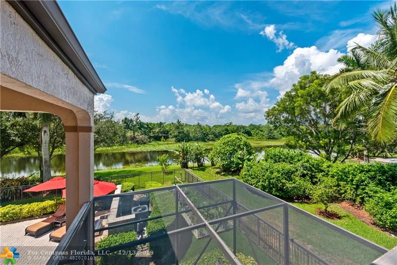 3845 Windmill Lakes Road Weston, FL 33332 - Photo 36 of 89