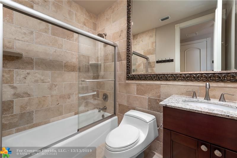 3845 Windmill Lakes Road Weston, FL 33332 - Photo 40 of 89