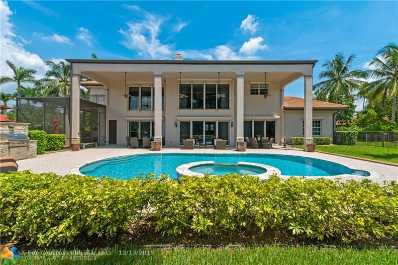 3845 Windmill Lakes Road Weston, FL 33332 - Photo 5 of 89