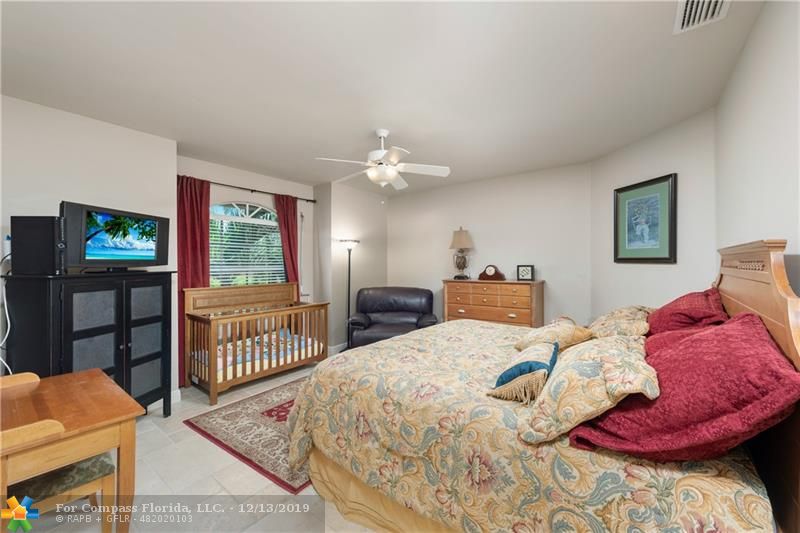 3845 Windmill Lakes Road Weston, FL 33332 - Photo 41 of 89