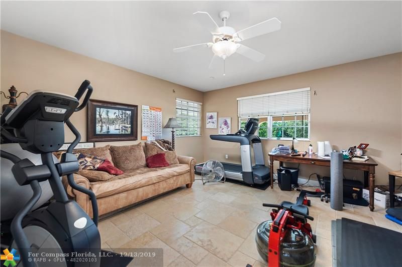 3845 Windmill Lakes Road Weston, FL 33332 - Photo 48 of 89