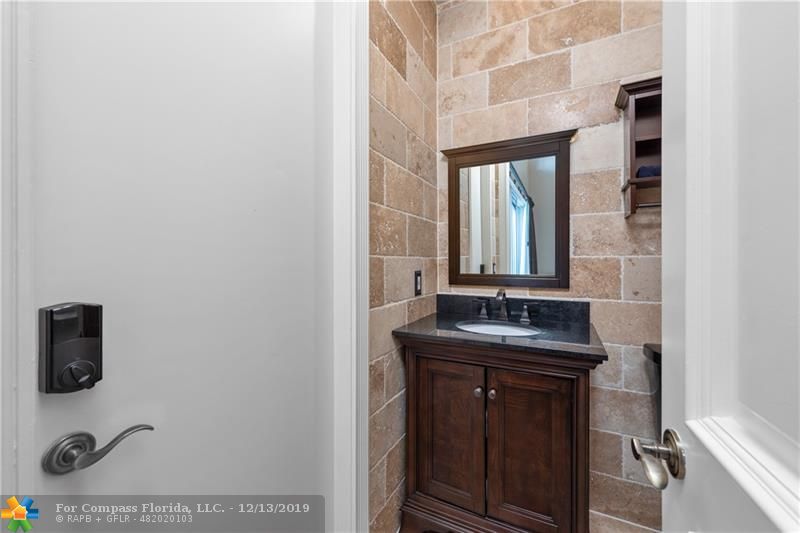 3845 Windmill Lakes Road Weston, FL 33332 - Photo 51 of 89