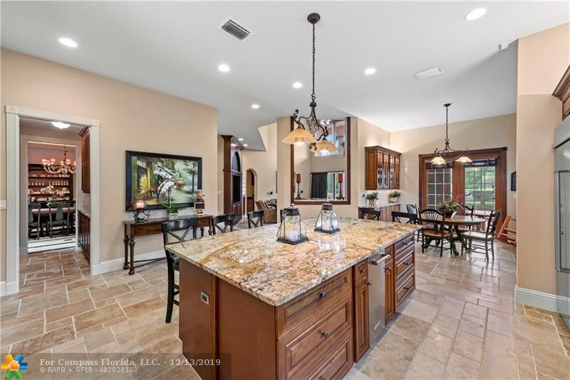 3845 Windmill Lakes Road Weston, FL 33332 - Photo 9 of 89