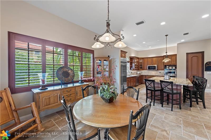 3845 Windmill Lakes Road Weston, FL 33332 - Photo 10 of 89