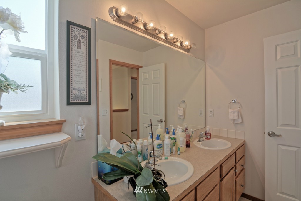 217 Nellis Road Bothell, WA 98012 - Photo 22 of 25