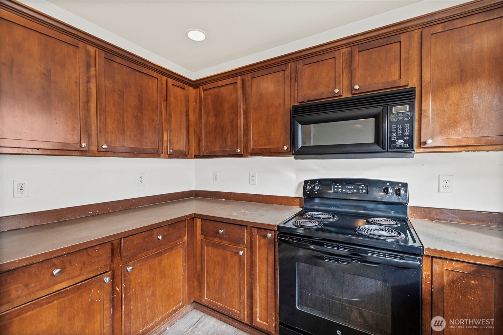 306 Poppy Road, Unit A Bothell, WA 98012 - Photo 11 of 33