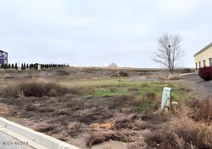 2675 Allen Road Sunnyside, WA 98944 - Photo 3 of 4 a view of a lake with lots of trees