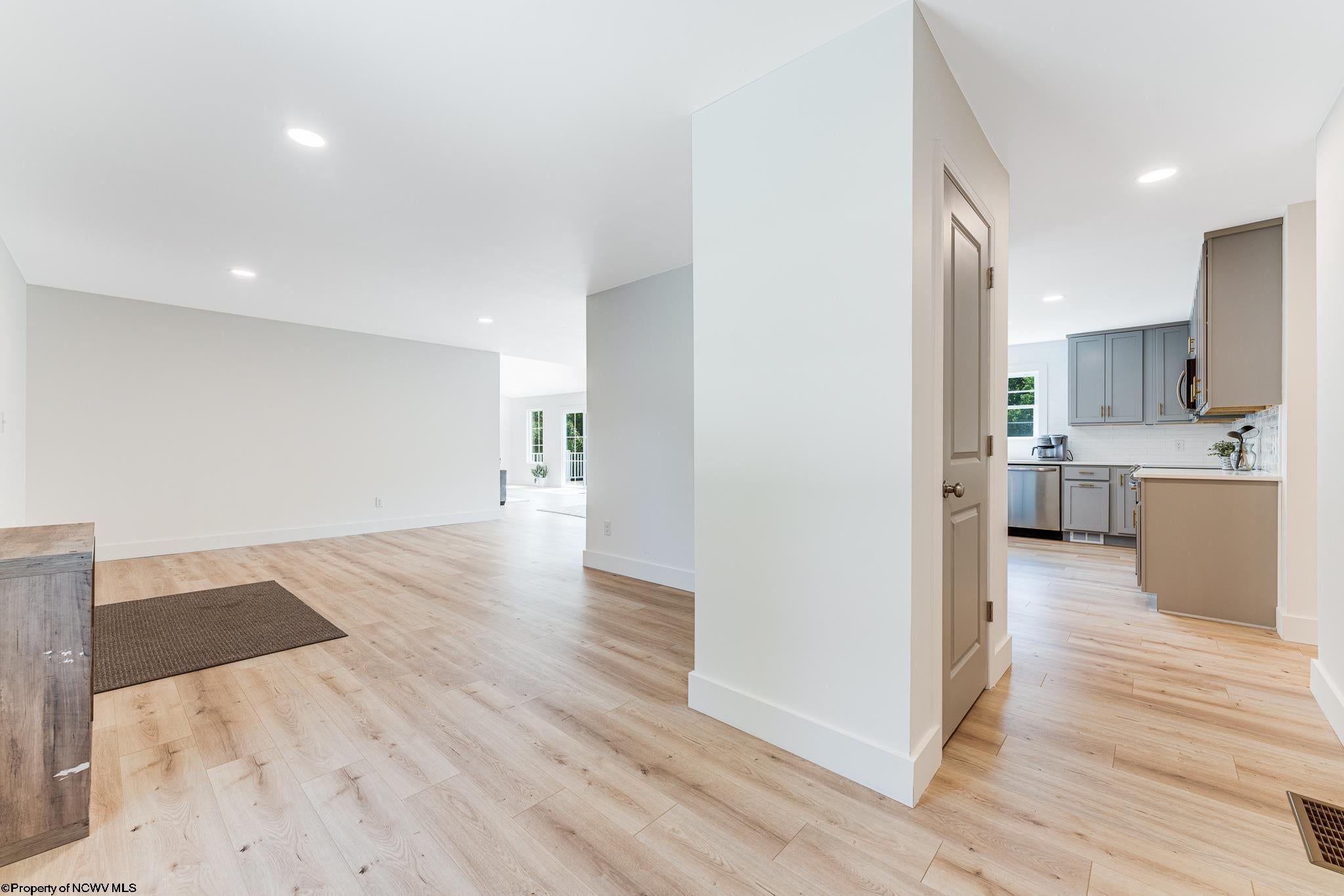 17 Little Falls Road Morgantown, WV 26508 - Photo 7 of 36 Gallery Image 7
