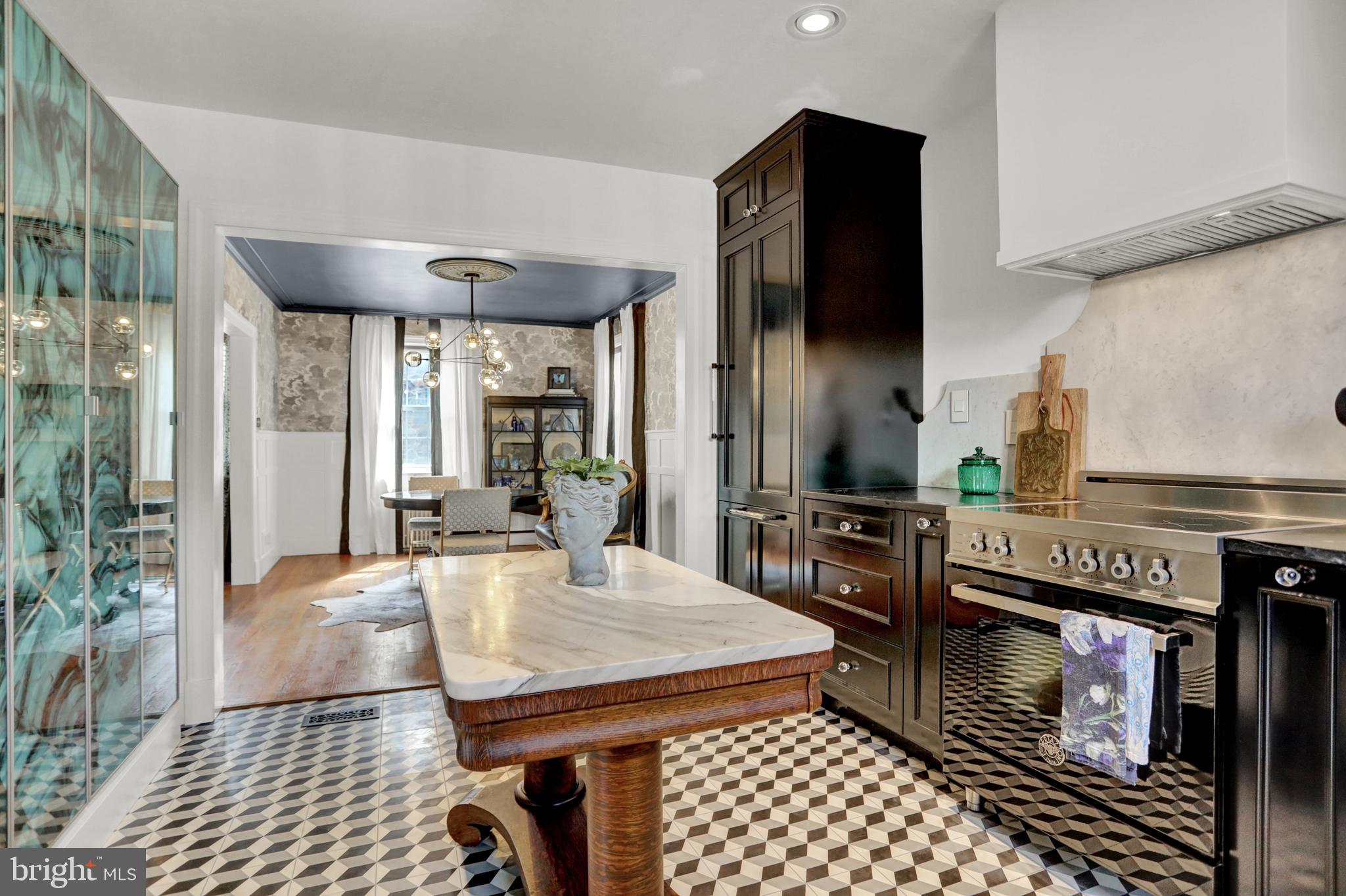 206 South Rolling Road Catonsville, MD 21228 - Photo 22 of 51