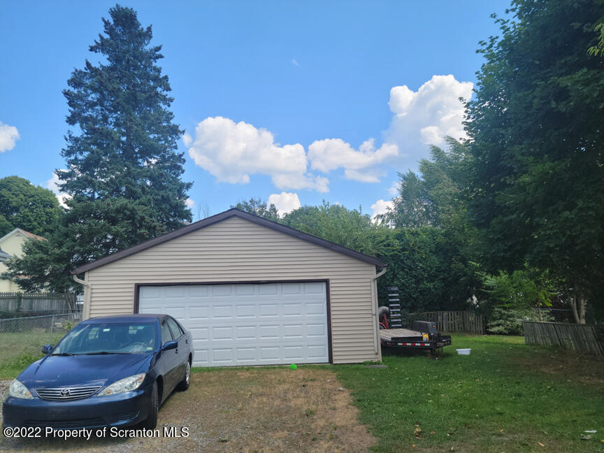 315 South Sherman Avenue Scranton, PA 18504 - Photo 3 of 21 Gallery Image 3