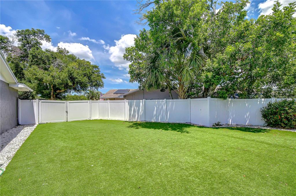 1291 Raleigh Court Tarpon Springs, FL 34689 - Photo 37 of 40