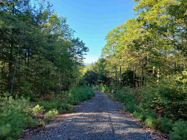 $1,500,000 | 34 Kings Highway, New Durham, NH 03855