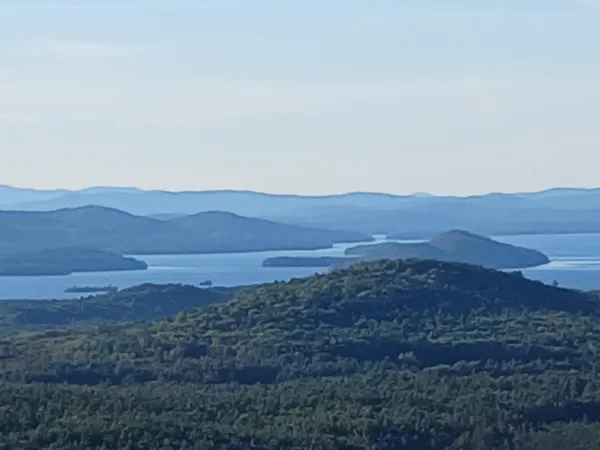 $1,500,000 | 34 Kings Highway, New Durham, NH 03855
