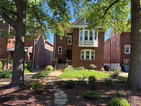 $909,000 | 6619 San Bonita Avenue, Clayton, MO 63105