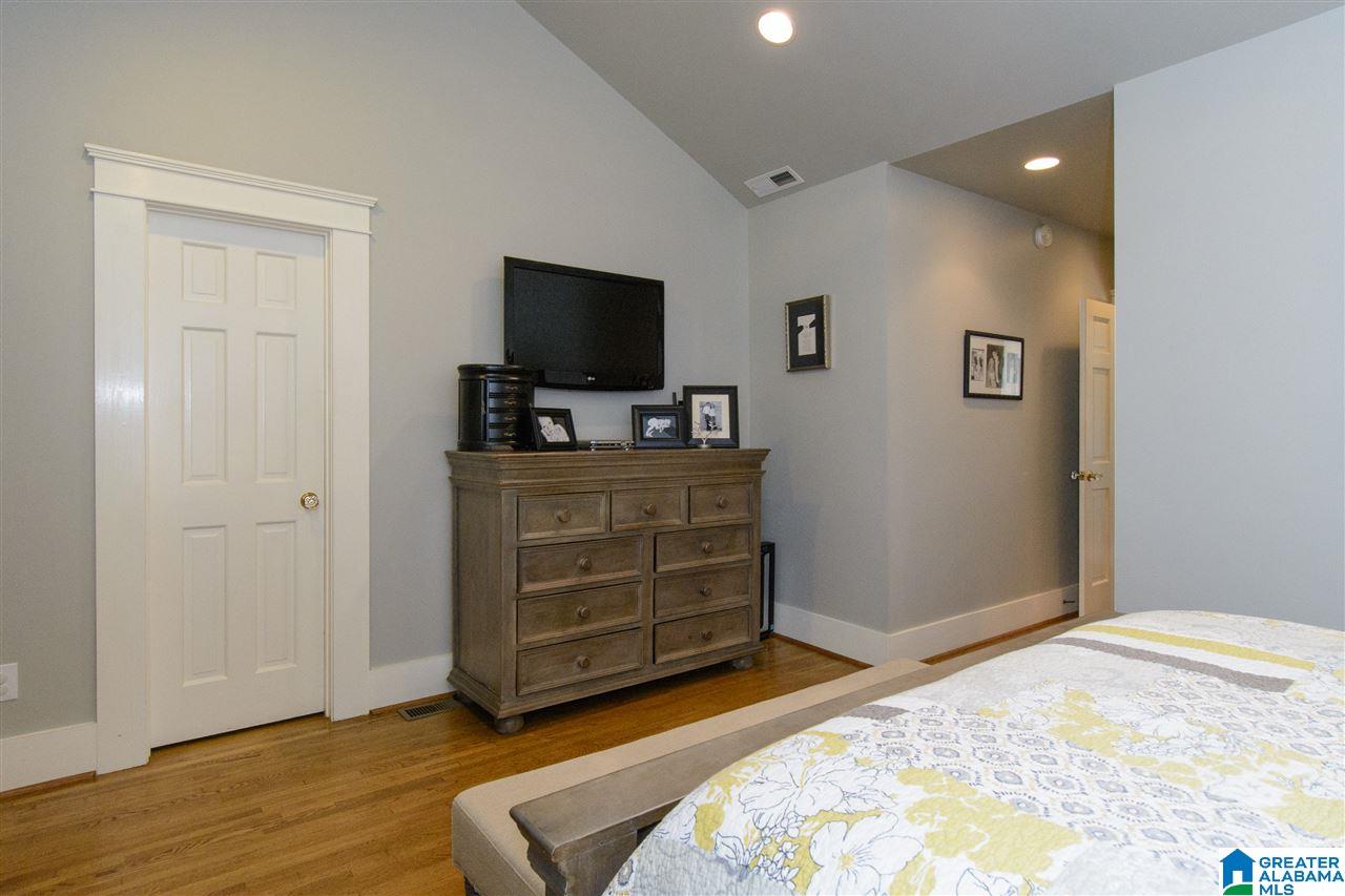 117 Hawthorne Road West Birmingham, AL 35209 - Photo 25 of 40