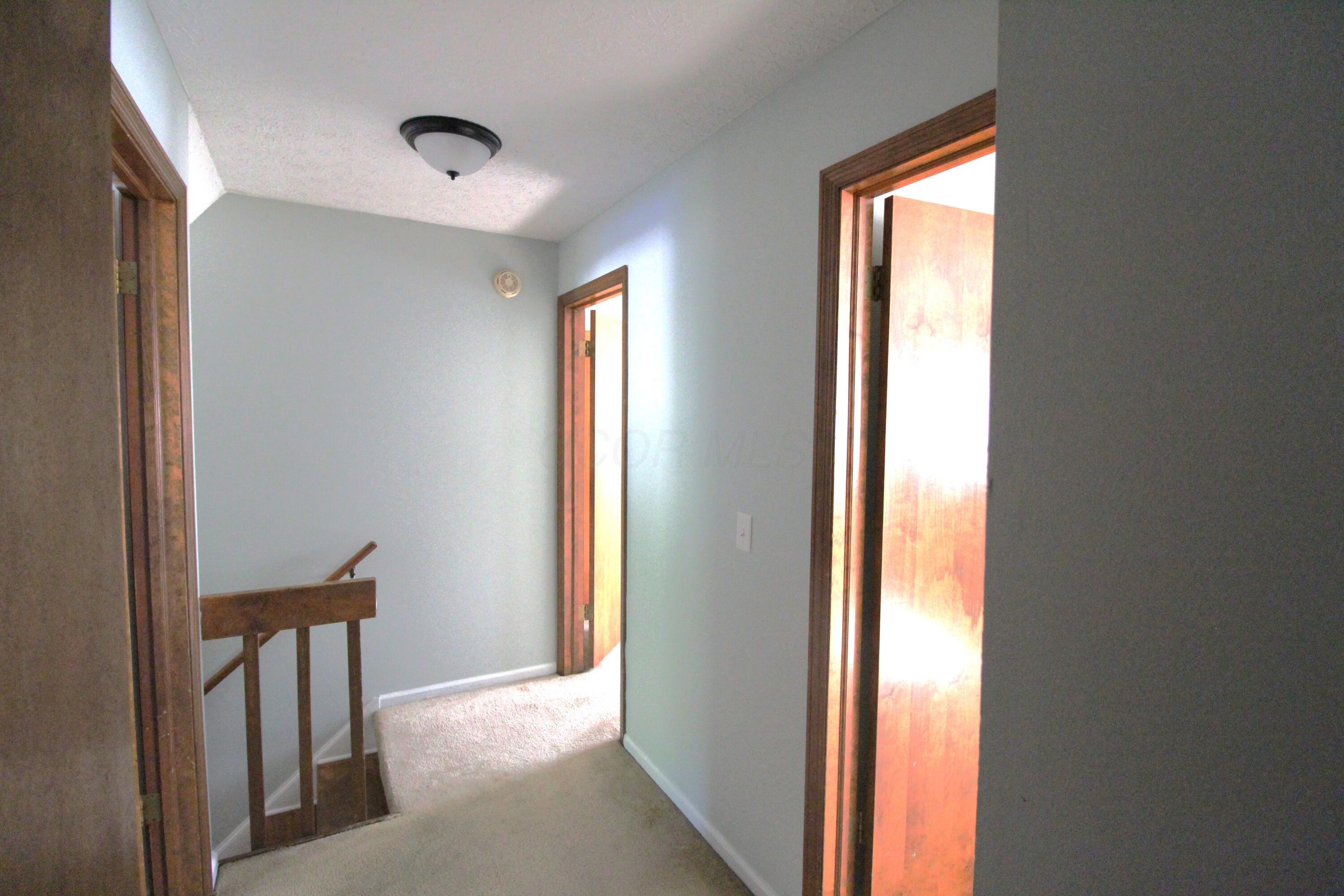 1800 Quarry Ridge Drive Columbus, OH 43232 - Photo 10 of 19 Landing open to all of the bedrooms and full bath