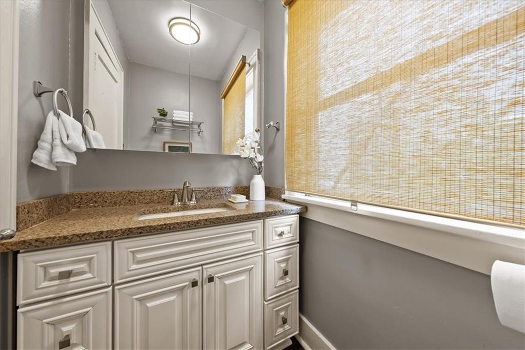 4910 State Line Road Westwood Hills, KS 66205 - Photo 13 of 42