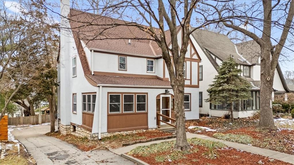 4910 State Line Road Westwood Hills, KS 66205 - Photo 3 of 42