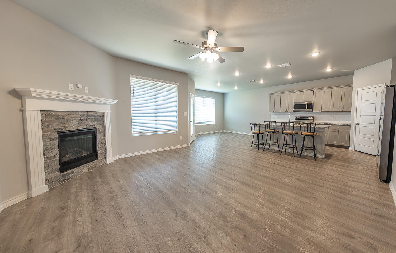 703 East 17th Street Wolfforth, TX 79382 - Photo 2 of 27 2L9A1067