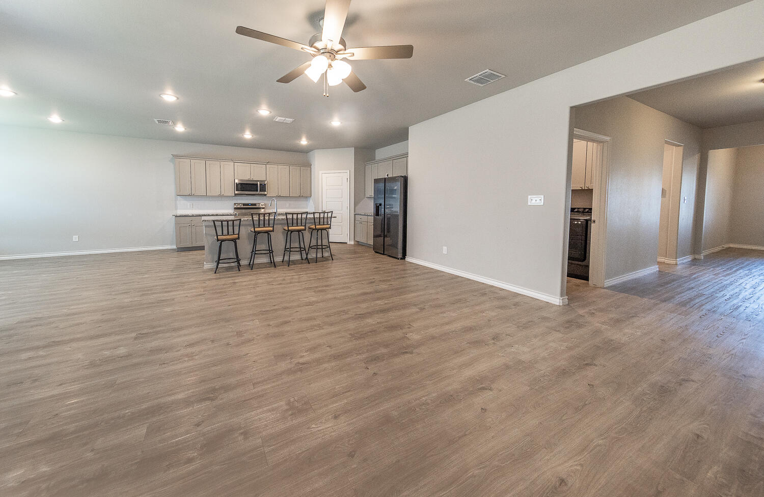 703 East 17th Street Wolfforth, TX 79382 - Photo 6 of 27 2L9A1075