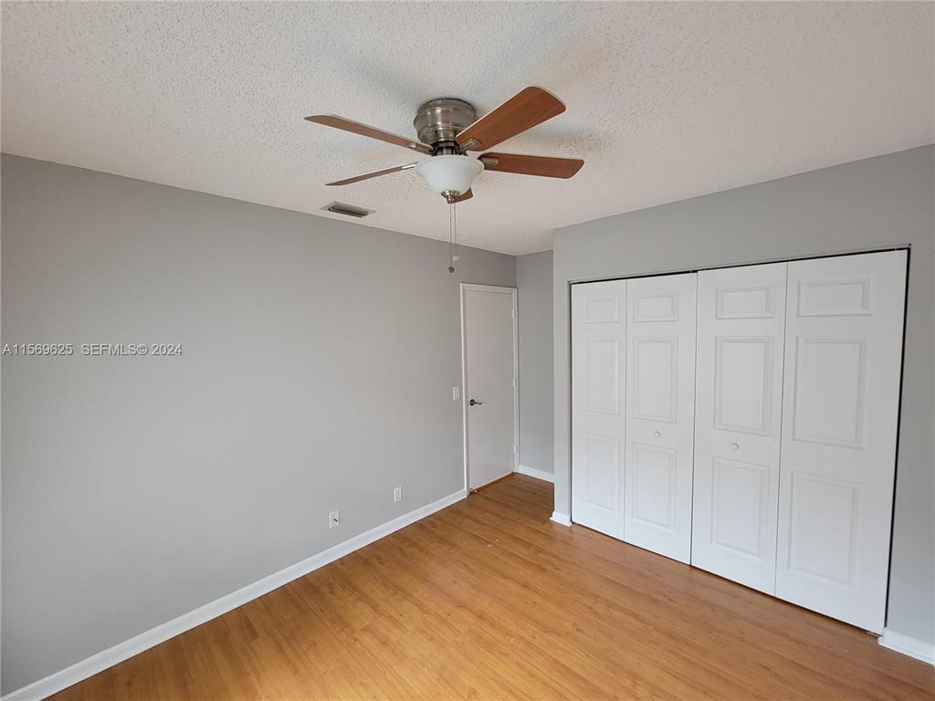 928 Falling Water Road Weston, FL 33326 - Photo 26 of 37 #26