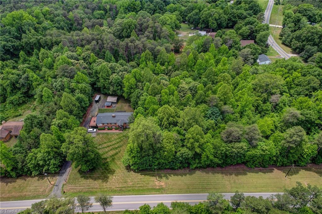 277 Willowlake Road McLeansville, NC 27301 - Photo 6 of 11