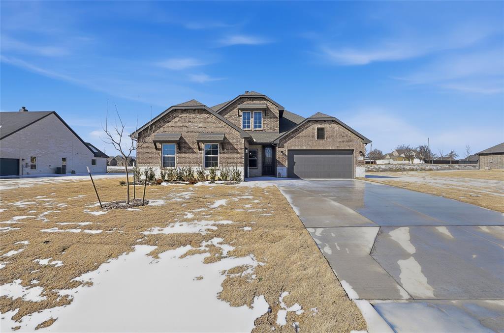 290 Cofer Road Leonard, TX 75452 - Photo 3 of 40 a front view of a house with a yard