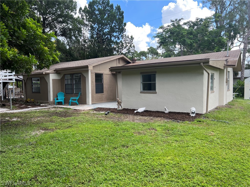 19825 Bristol Road Fort Myers, FL 33908 - Photo 2 of 26 Gallery Image 2