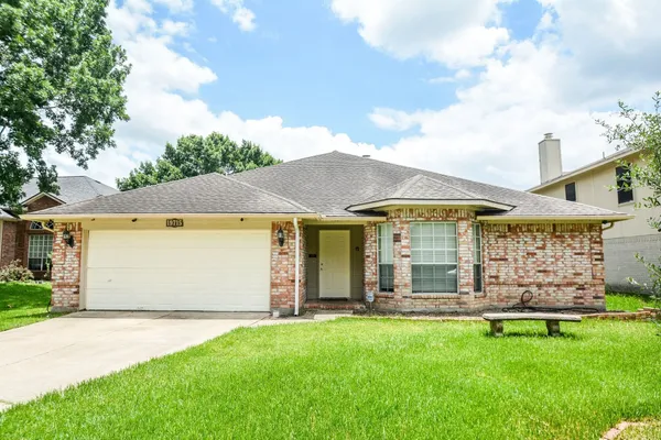 $2,175 | 19715 Lindenfield Court, Katy, TX 77449