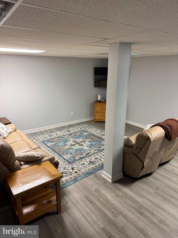 $530,000 | 295 Park Place, Media, PA 19063