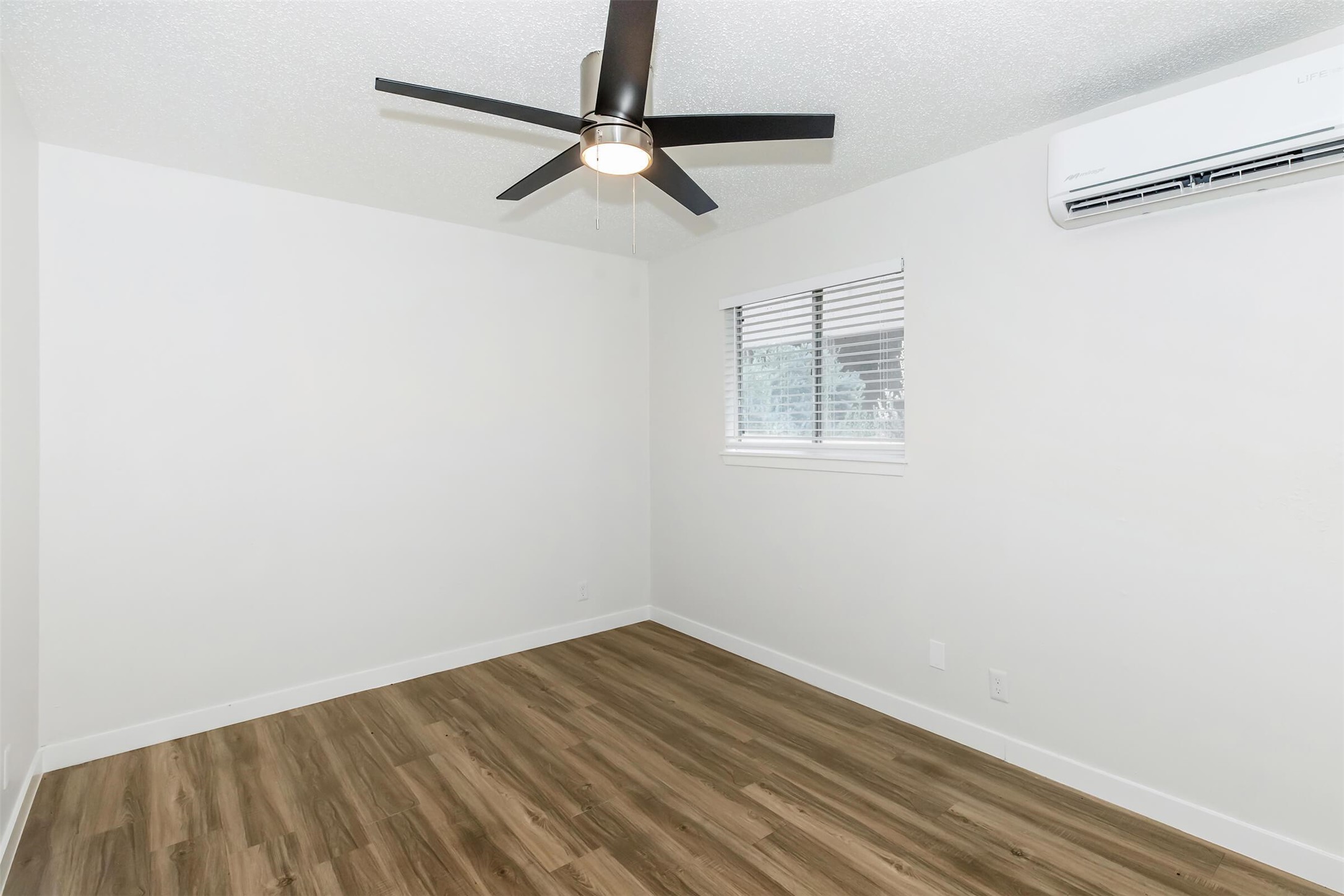 609 East 45th Street, Unit 104 Austin, TX 78751 - Photo 6 of 16