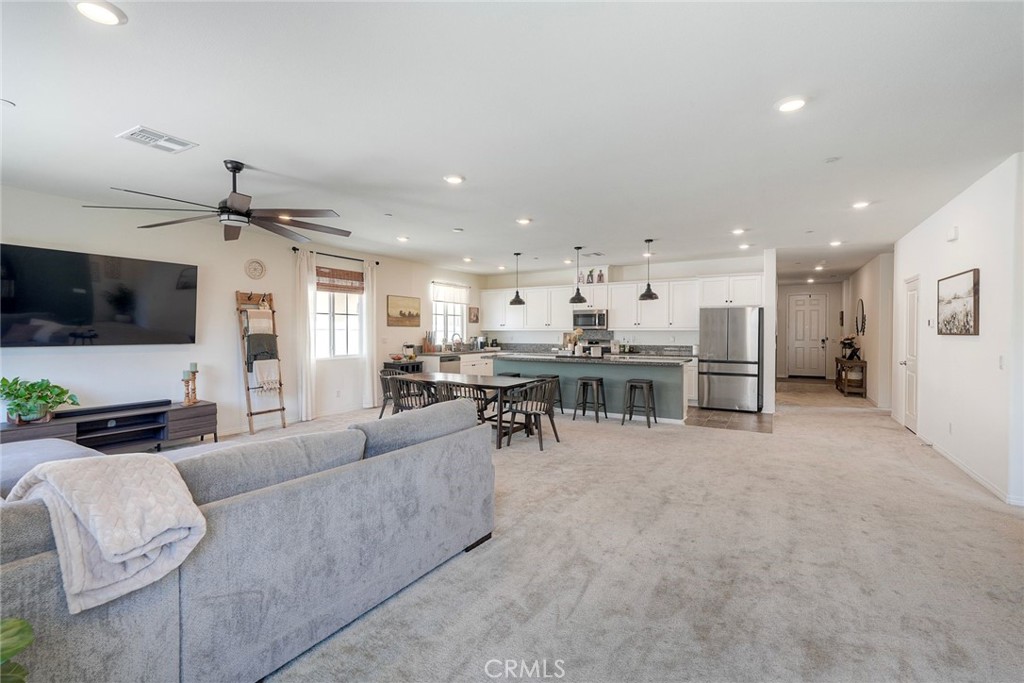 5178 Rowel Street Hemet, CA 92545 - Photo 8 of 31