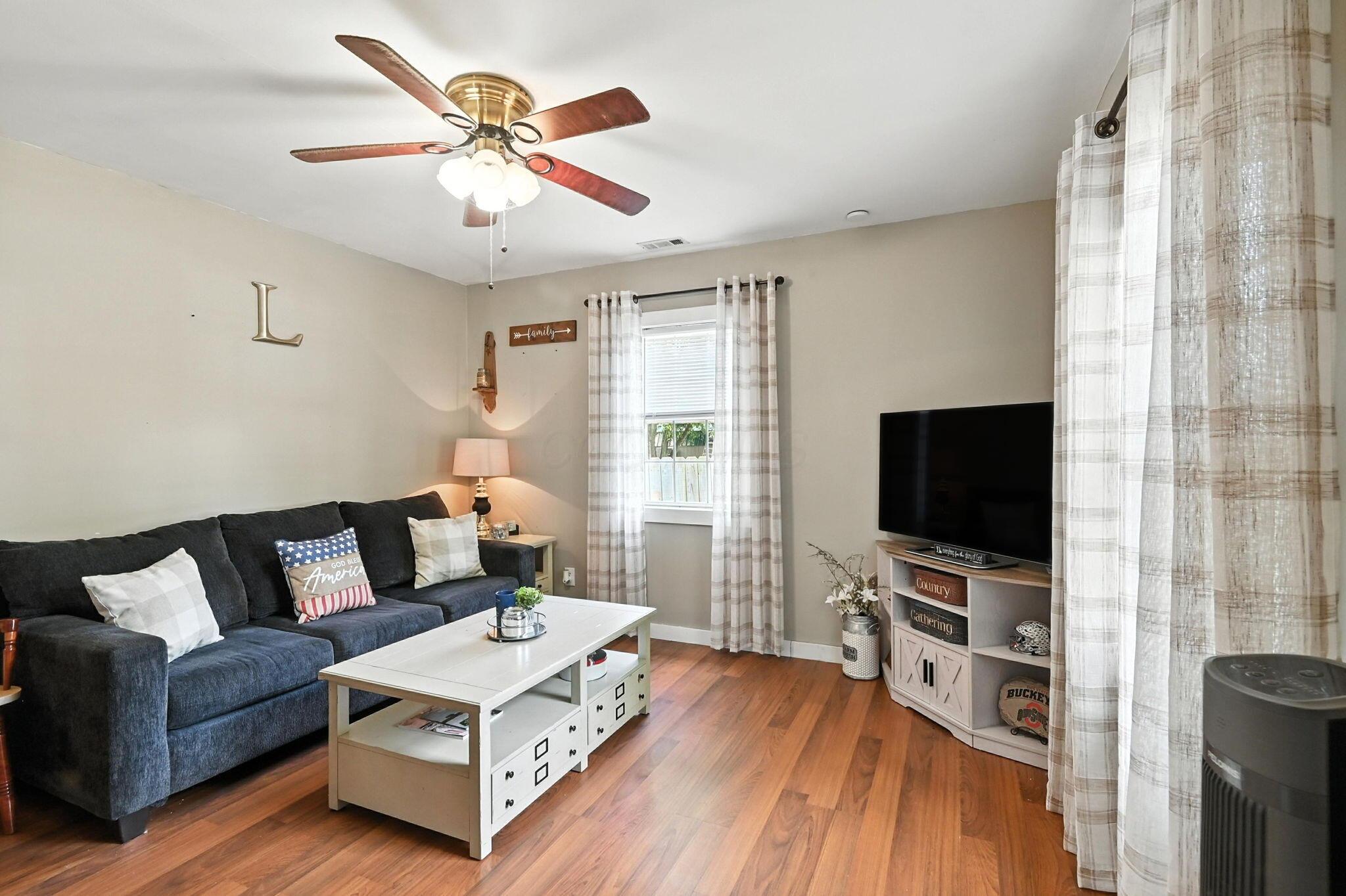 11372 Kickapoo Path Lakeview, OH 43331 - Photo 5 of 22 kickapoo living room 3