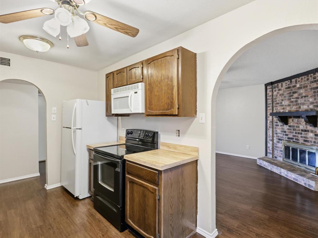 2204 Ridgedale Drive Carrollton, TX 75006 - Photo 12 of 28