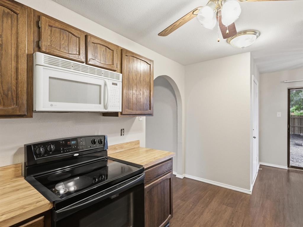 2204 Ridgedale Drive Carrollton, TX 75006 - Photo 15 of 28