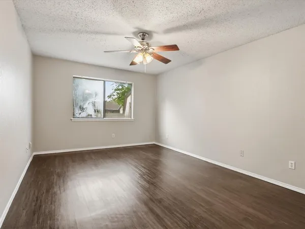 $315,000 | 2204 Ridgedale Drive, Carrollton, TX 75006