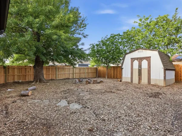 $315,000 | 2204 Ridgedale Drive, Carrollton, TX 75006