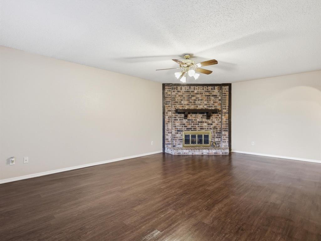 2204 Ridgedale Drive Carrollton, TX 75006 - Photo 6 of 28