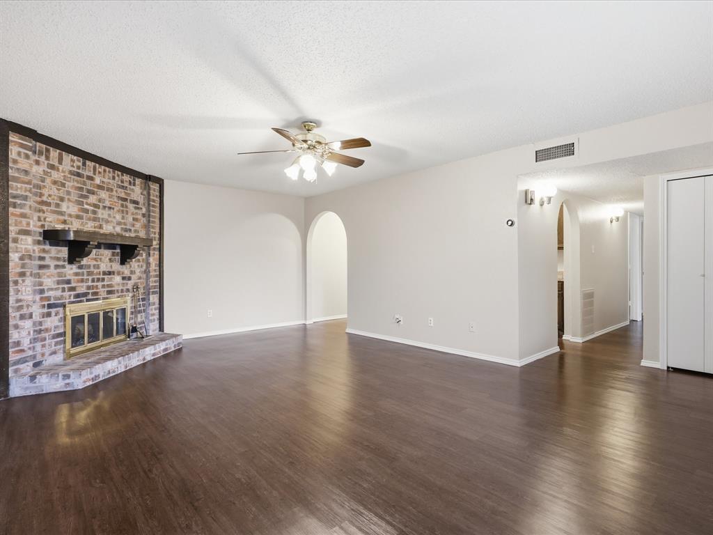 2204 Ridgedale Drive Carrollton, TX 75006 - Photo 7 of 28