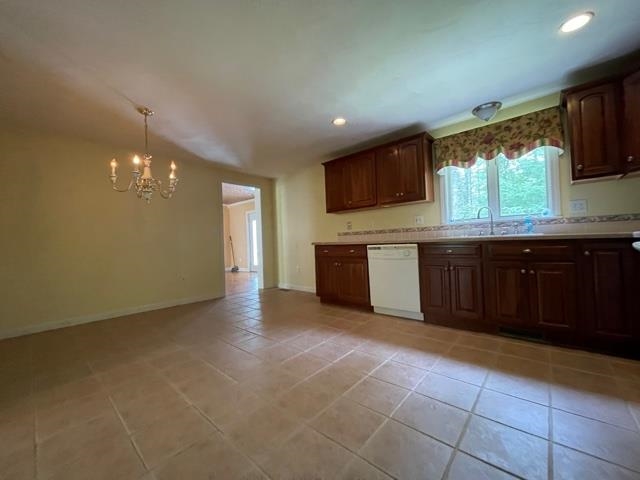 74 Butterfield Mill Road New Boston, NH 03070 - Photo 3 of 26 Gallery Image 3