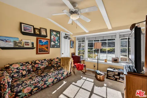 $1,850,000 | 5119 Quakertown Avenue, Woodland Hills, CA 91364