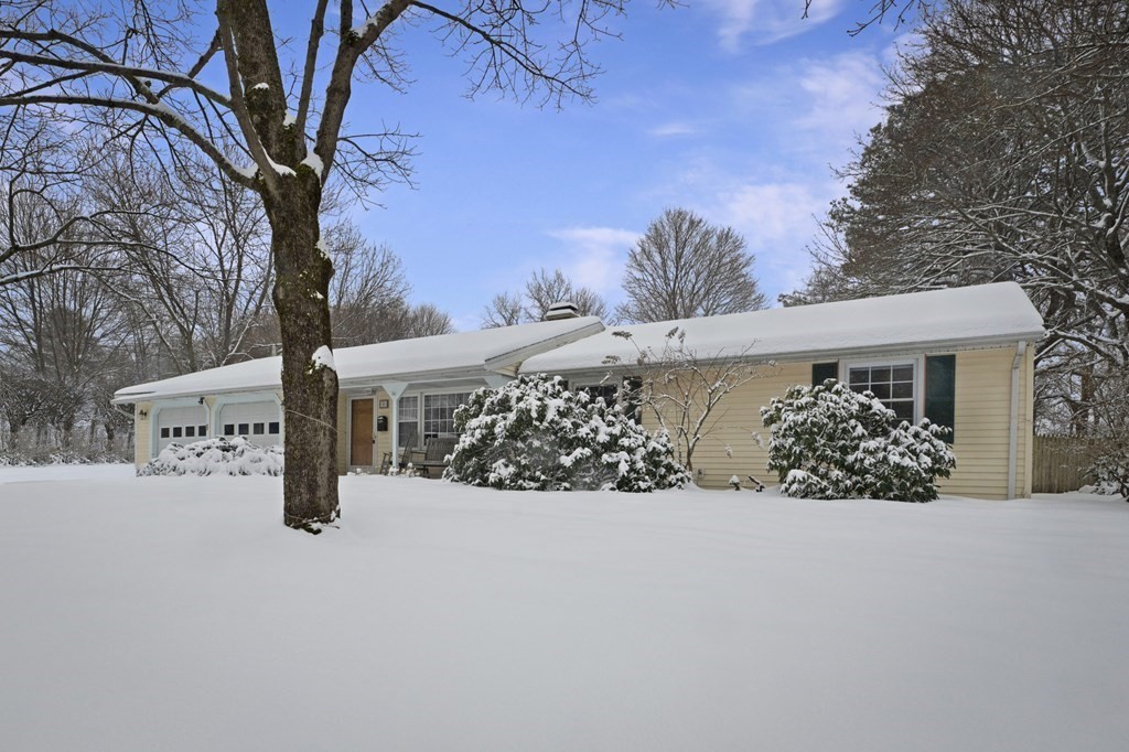 5 Bradford Road Danvers, MA 01923 - Photo 2 of 30