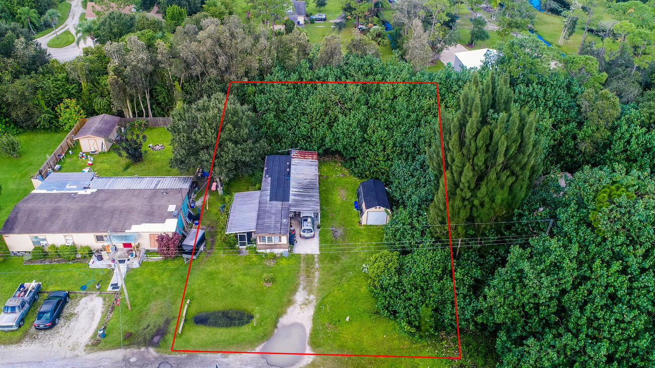 1761 Southwest St George Street Stuart, FL 34997 - Photo 1 of 7 photo_61108622-1300x866