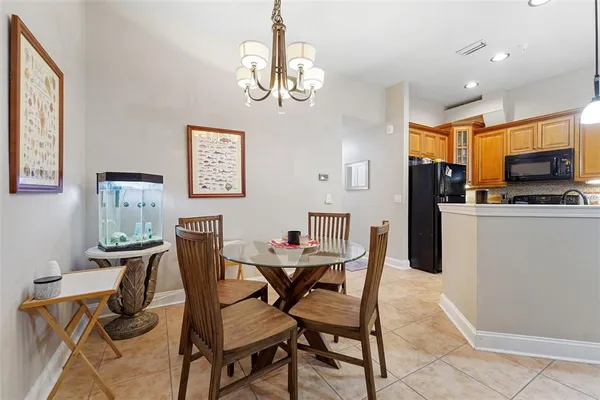 $319,000 | 701 Mirror Lake Drive North, Unit 120, St. Petersburg, FL 33701