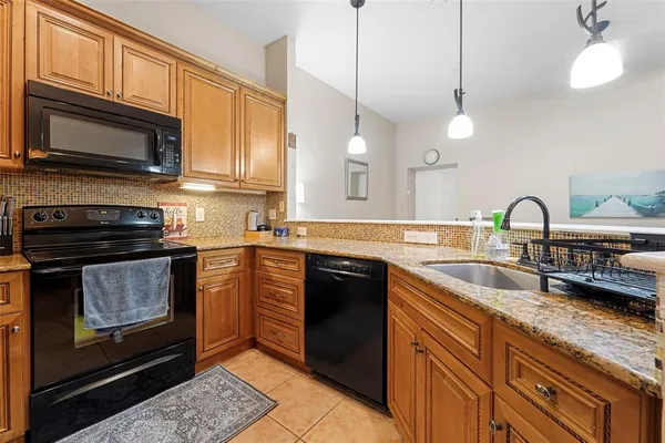 $319,000 | 701 Mirror Lake Drive North, Unit 120, St. Petersburg, FL 33701