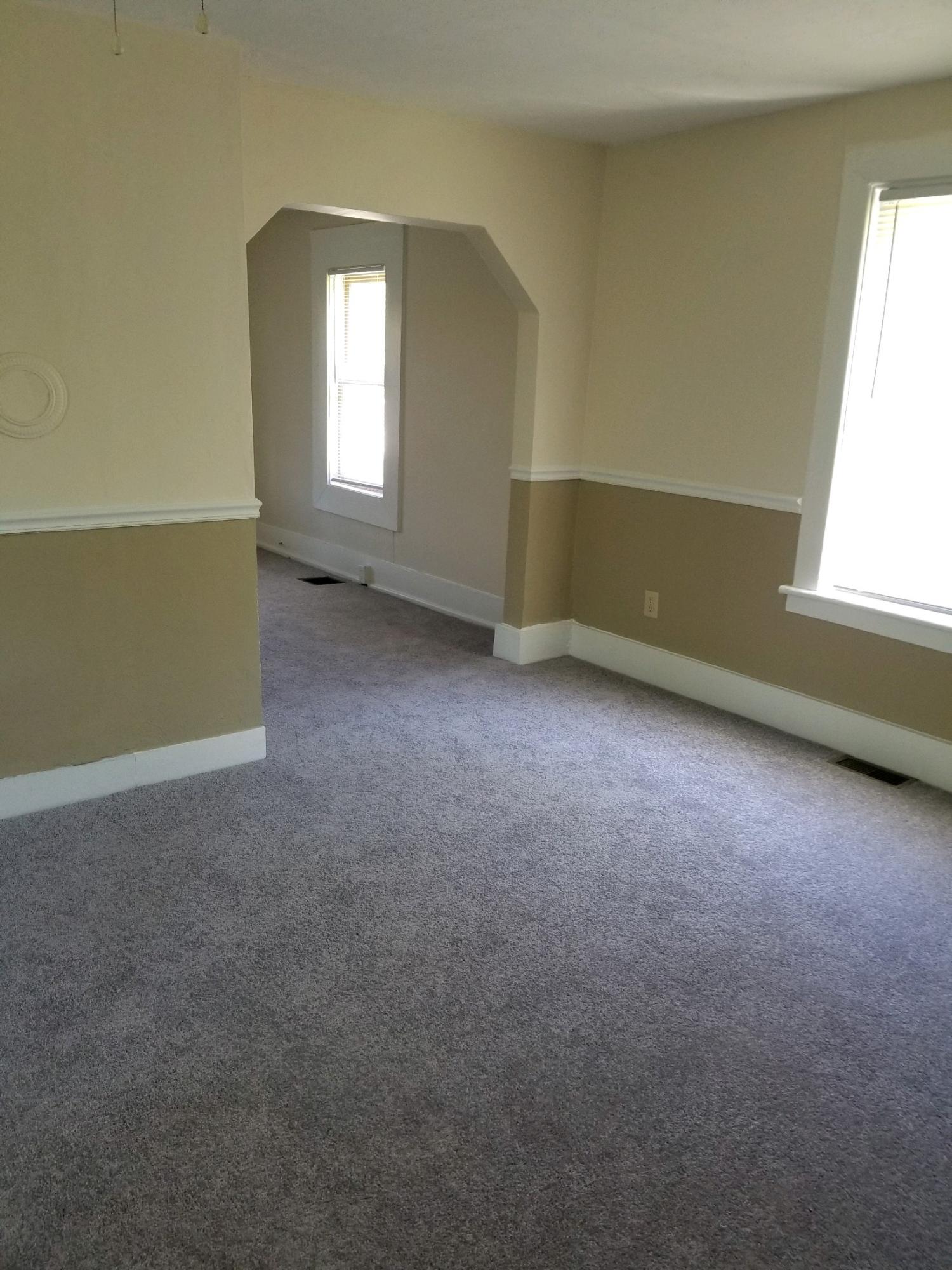 622 Rutherford Avenue Northwest Roanoke, VA 24016 - Photo 10 of 33 dining to front room